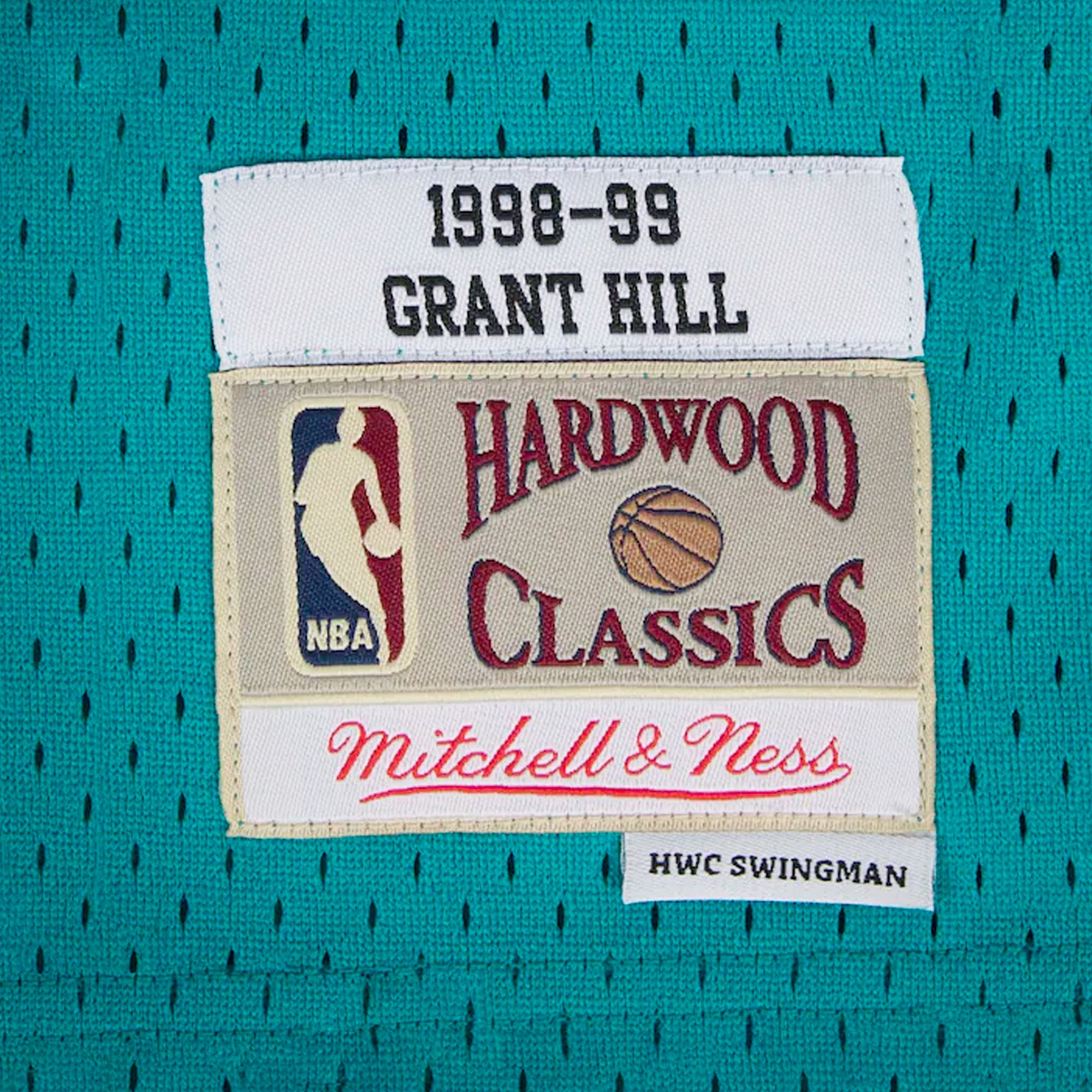 Shop Mitchell & Ness Detroit Pistons Grant Hill 1998-1999 Road