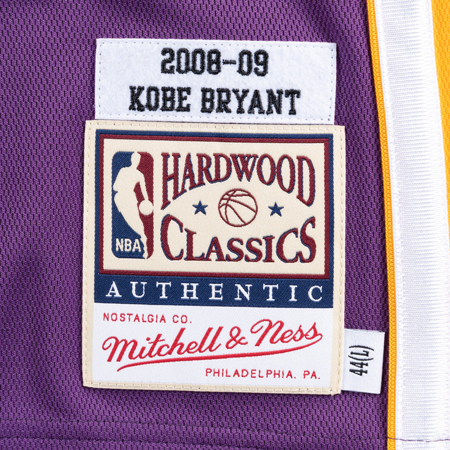 Mitchell & Ness Authentic Jersey Kobe Bryant Lakers 08 Purple