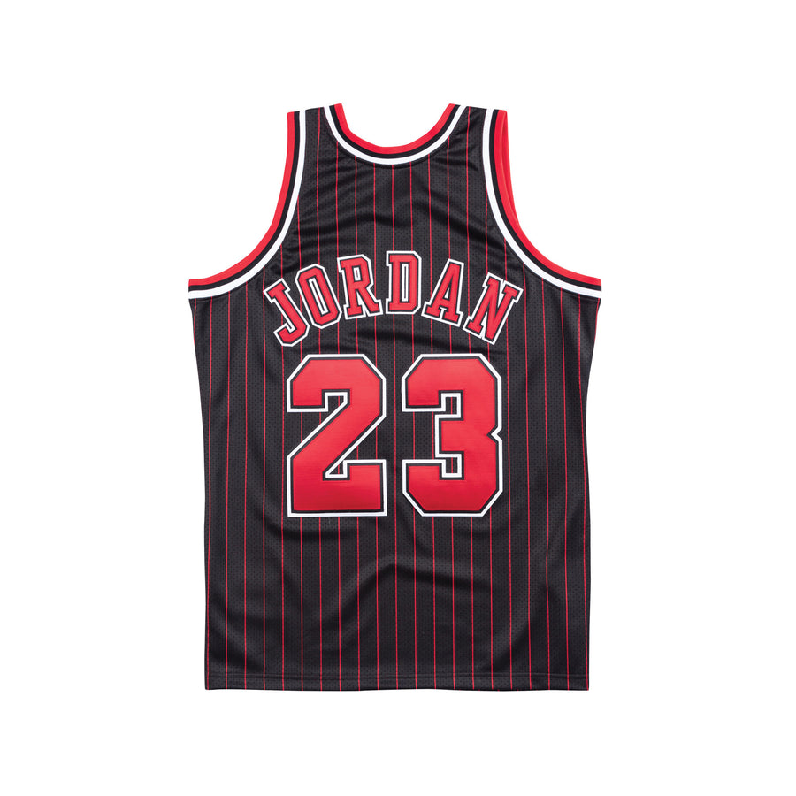 Mitchell & Ness Authentic Jersey Michael Jordan Bulls Alternate 97 Black