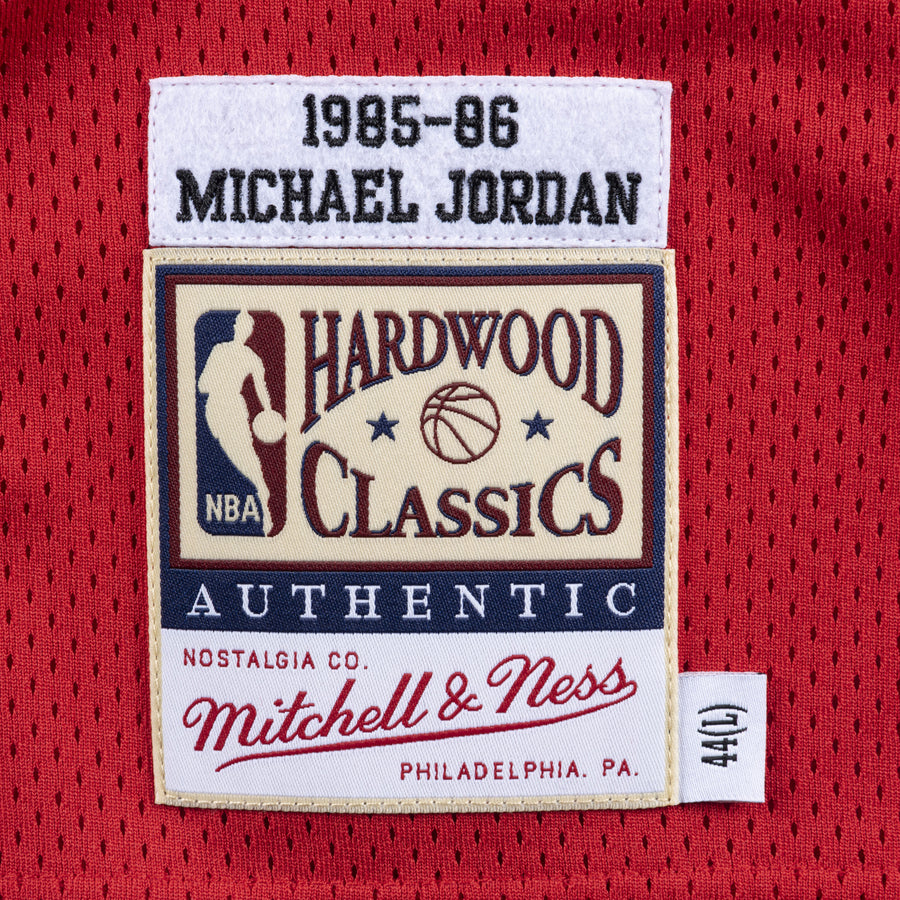 Mitchell & Ness Authentic Jersey Michael Jordan Bulls 85 Red