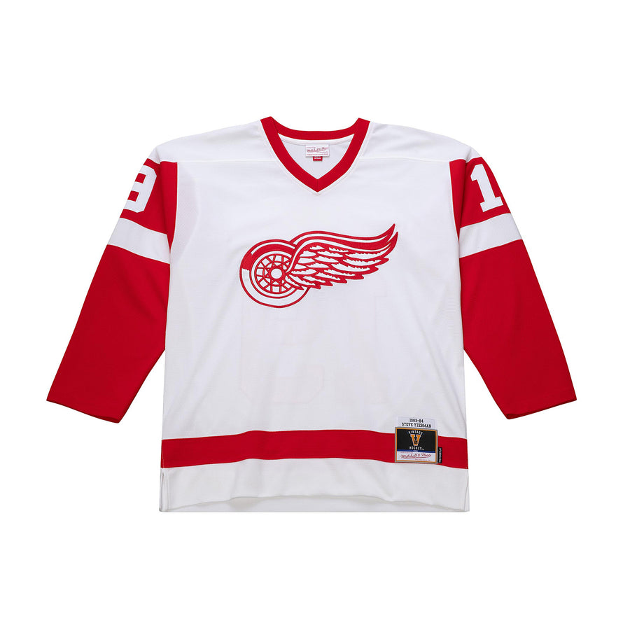 Mitchell & Ness Red Wings 1983-84 Steve Yzerman Jersey