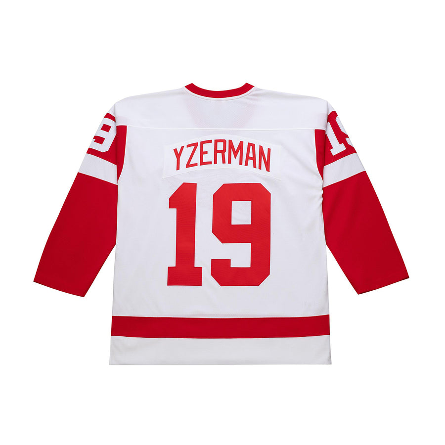 Mitchell & Ness Red Wings 1983-84 Steve Yzerman Jersey