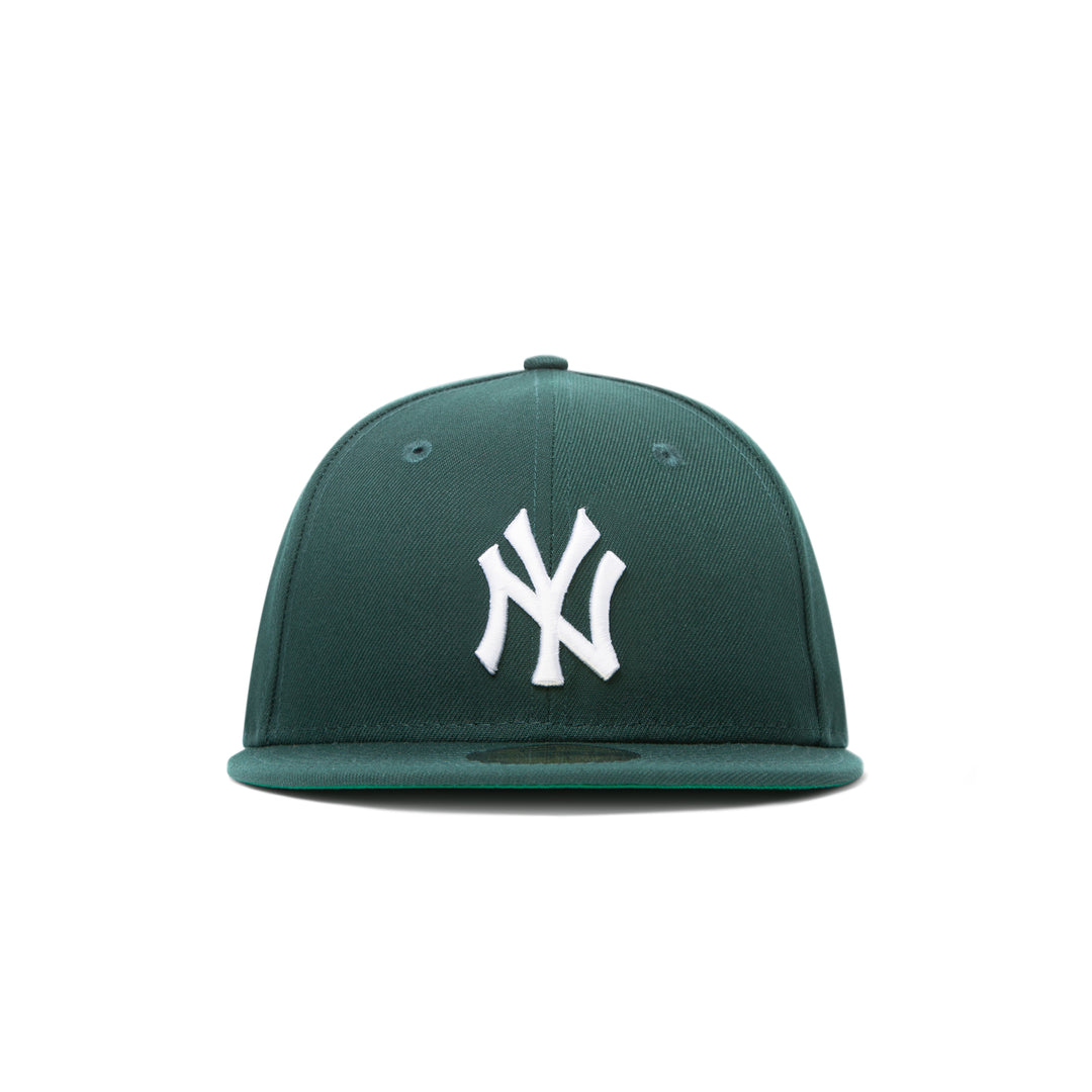 New Era New York Yankees 59FIFTY Men's Fitted Hat Dark Green 70716806 (Size 7 1/4)