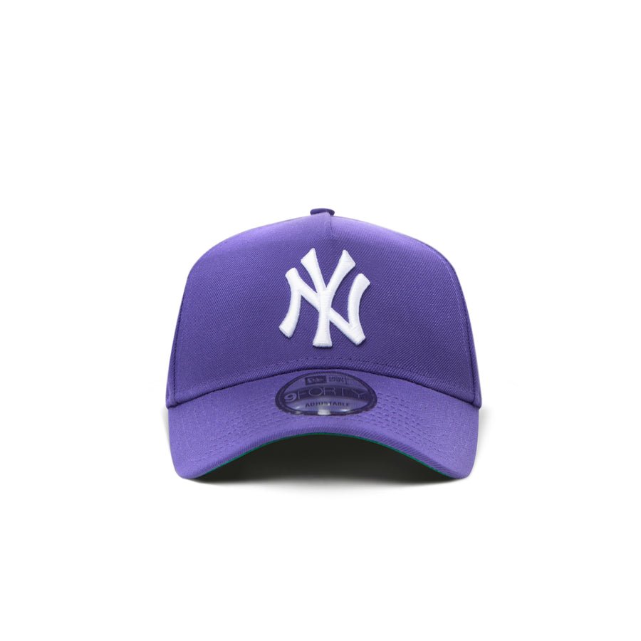 New Era New York Yankees 9Forty Snapback Purple