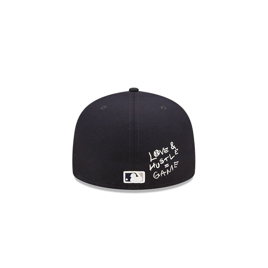 New Era 59FIFTY MLB New York Yankees Team Heart Fitted Hat